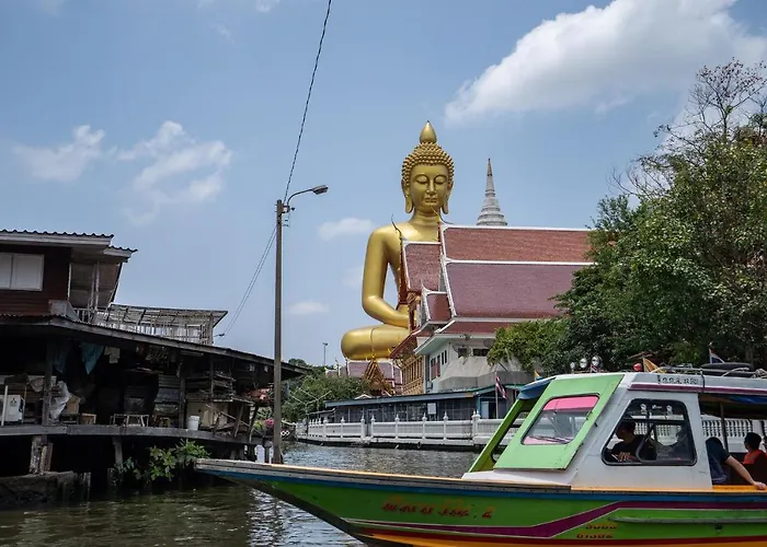 Arpo Pool Riverside * Bangkok