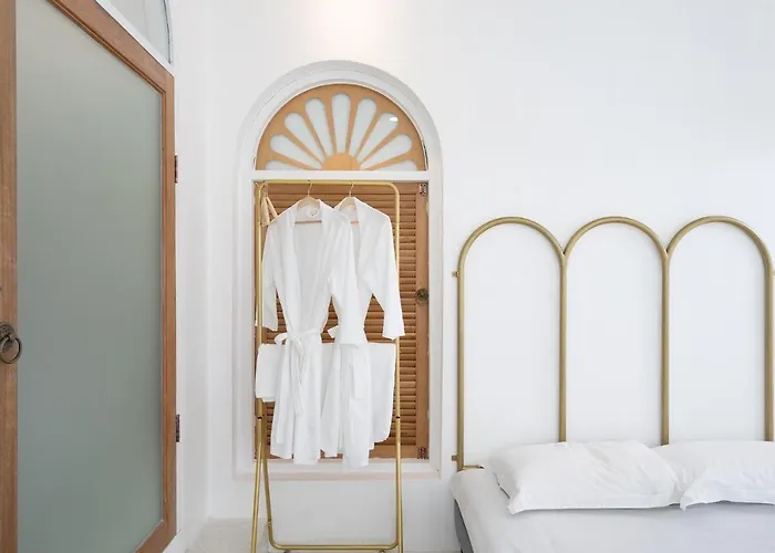 Arpo Pool Riverside Villa